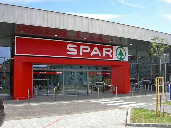 A Sparnál az ez évi tanévben 900 diák tölti szakmai gyakorlatát